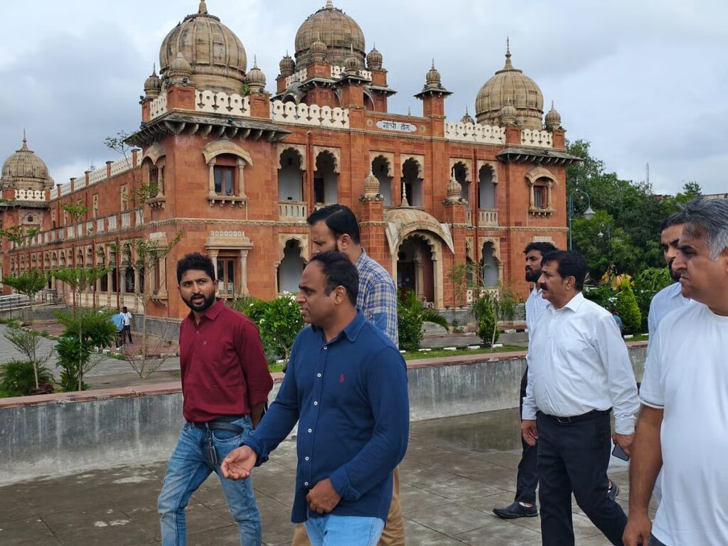 इंदौर के ऐतिहासिक गांधी हॉल में अंतरराष्ट्रीय स्तर का कन्वेंशन सेंटर बन सकता है