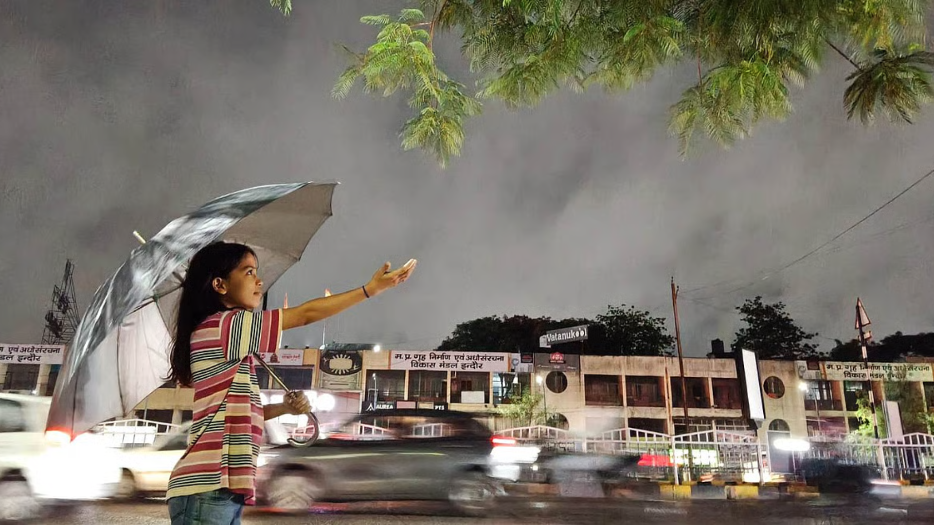 MP Weather News: Monsoon knocks fast