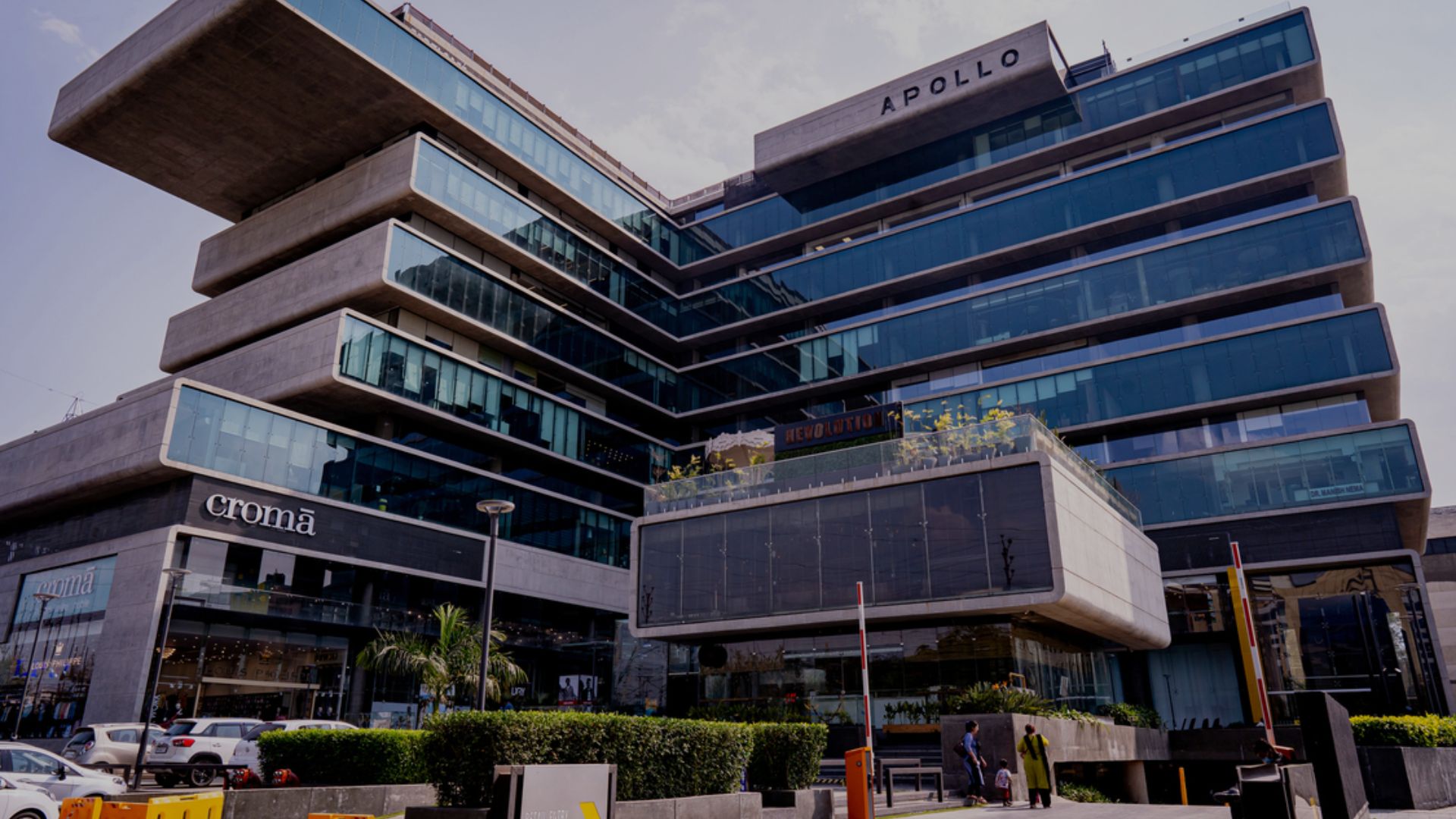 Indore PropertyApollo Premier and Corporate House