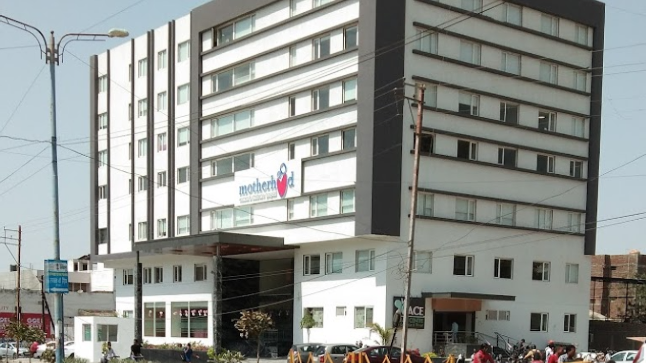 Best Indore Motherhood Hospita: Motherhood Hospital Indore:
