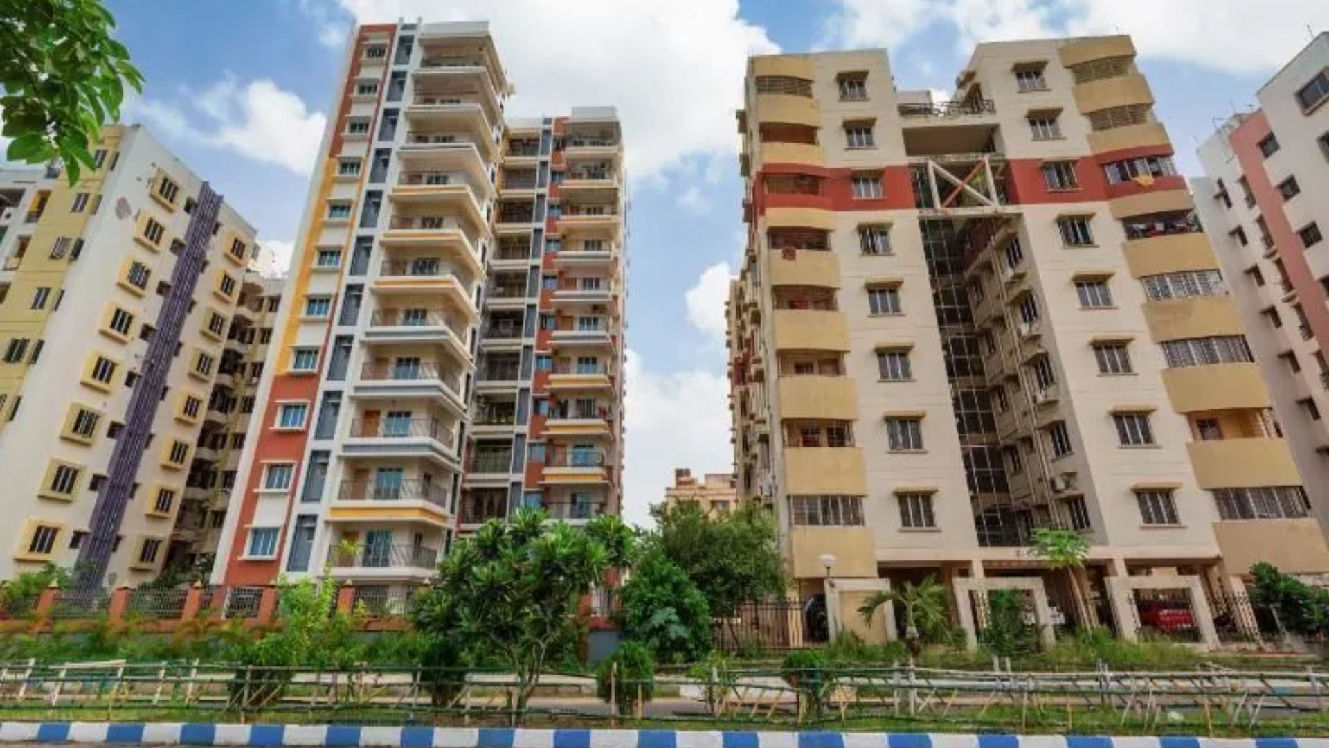 Indore PropertyWhy buying a home in LIG colony is beneficial