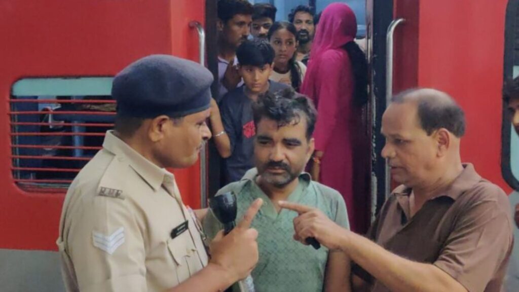 Best Indore News Indore BJP leader's mother's ashes stolen