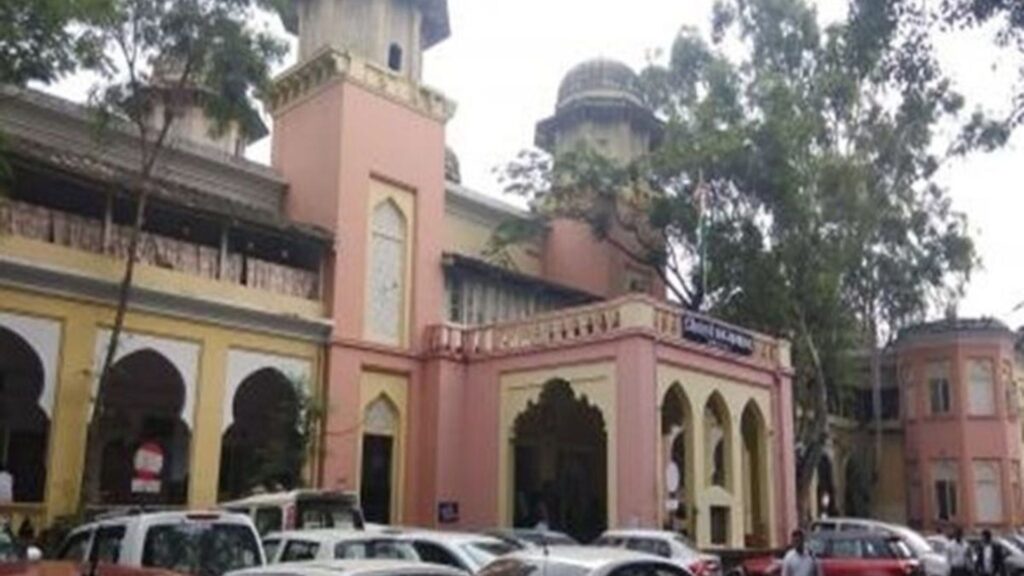 Best Indore News Elderly man molested a neighbour girl: