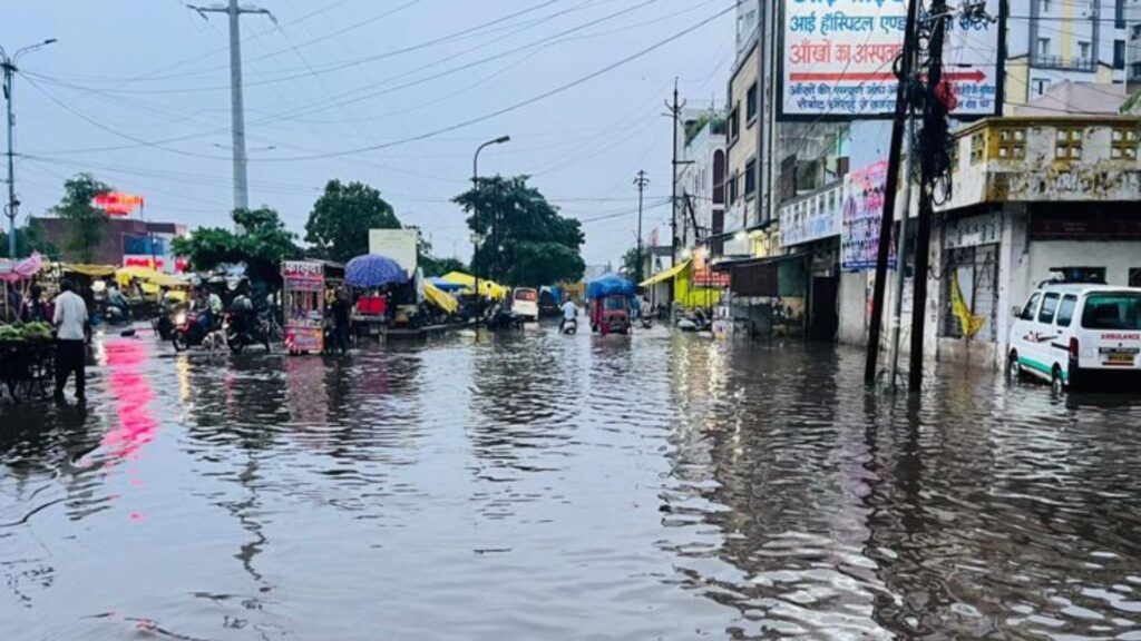Best Indore News Chances of rain in Indore today, more than 10 inches