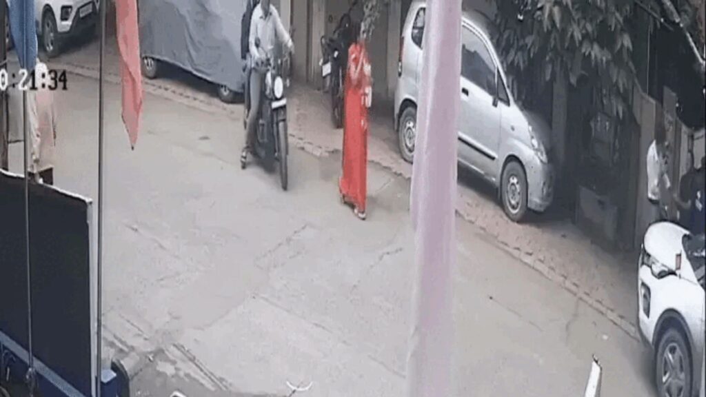 Best Indore News Information received about those who target the elderly: