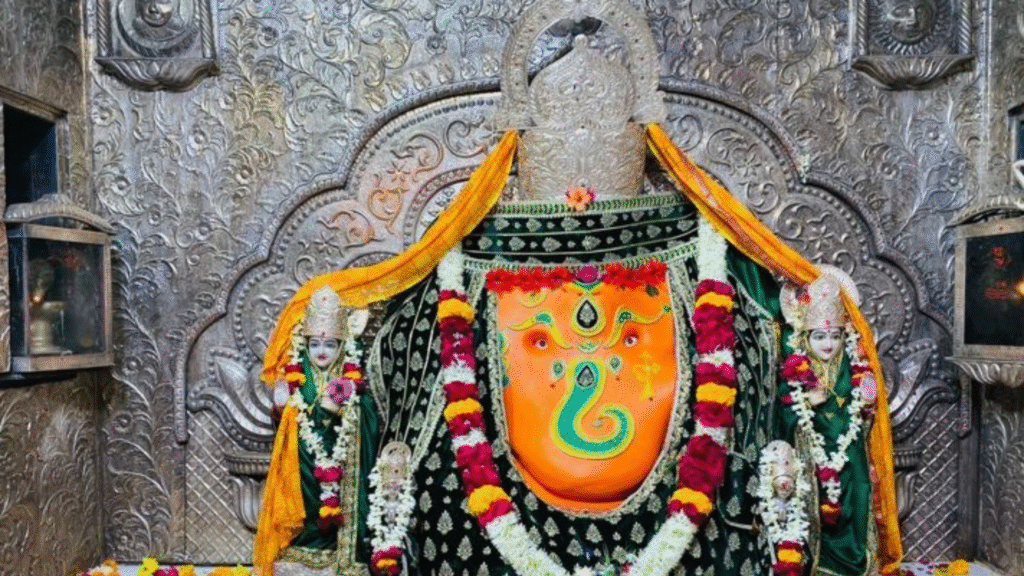 Best Indore News: ndore's Khajrana Ganeshji